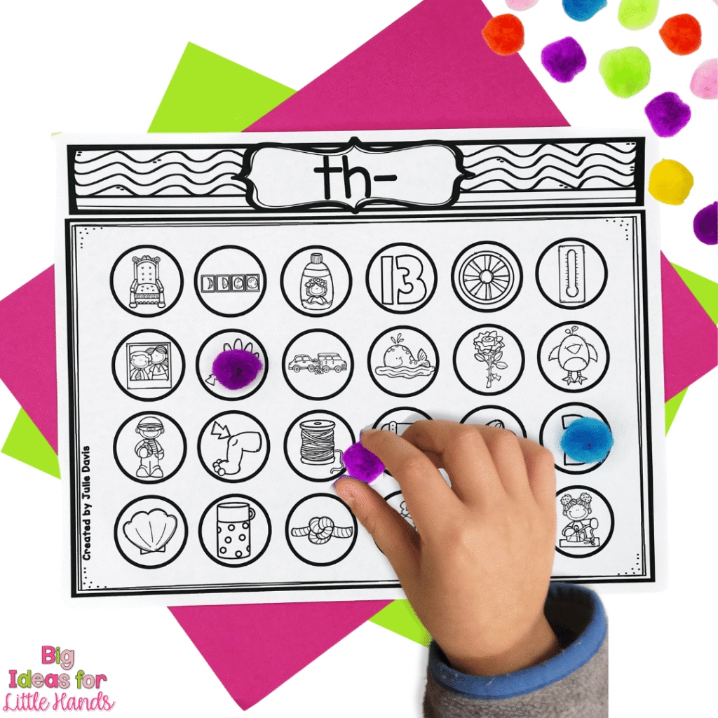 This Cover It Up mat is a great way to get students interacting with the target digraph sound.