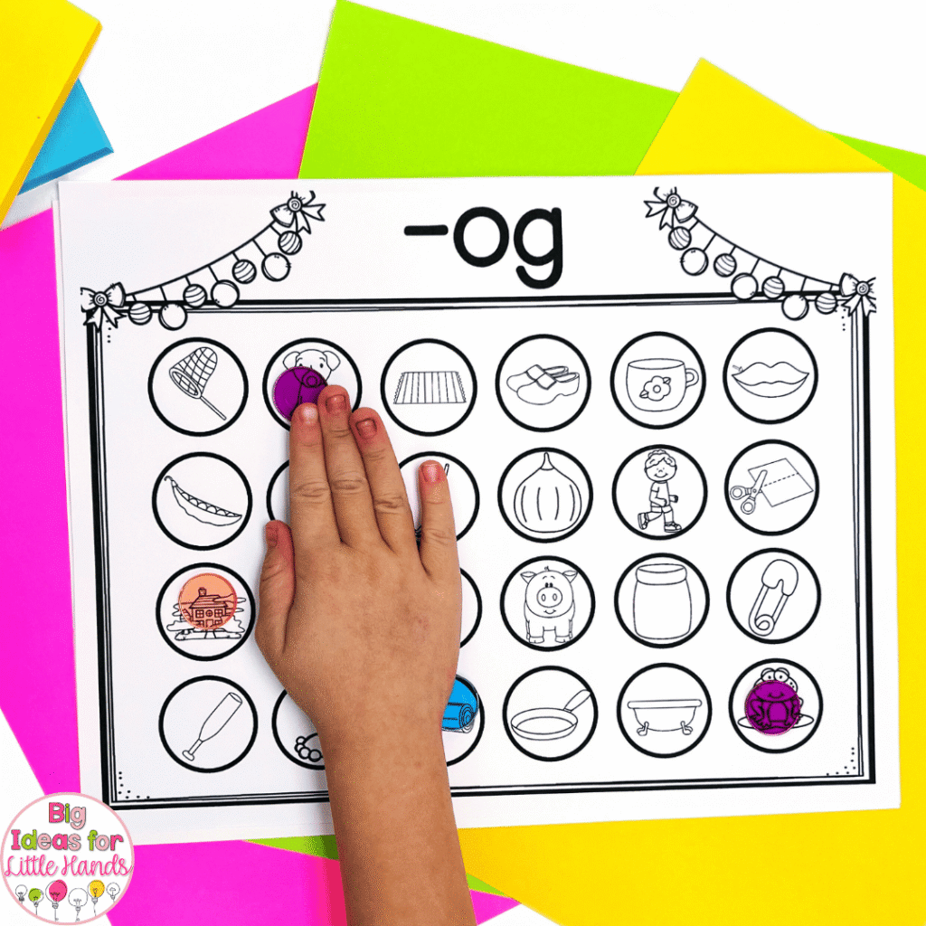 Differentiate phonics in small groups easily with the right organization systems to store all of your games and activities.
